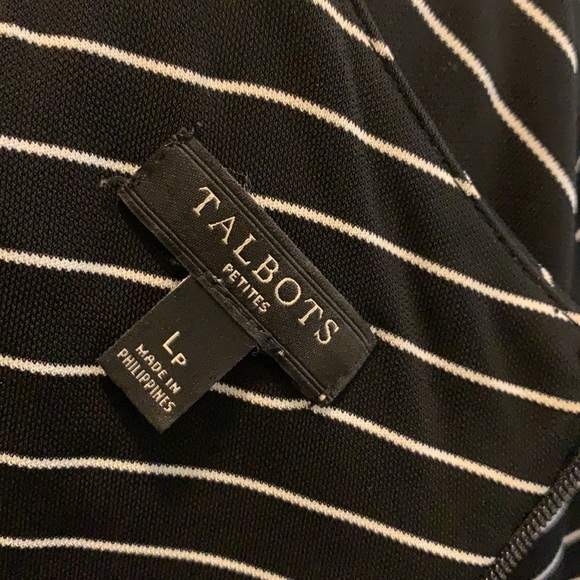 Black/ white stripped dress - Picture 6 of 10